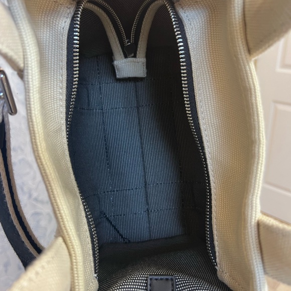 MARC JACOBS TOTE 👜 - Picture 3 of 6